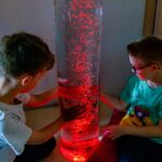 Zabawki sensoryczne rozwijające i pomagające dziecku zwiększyć uwagę i koncentrację